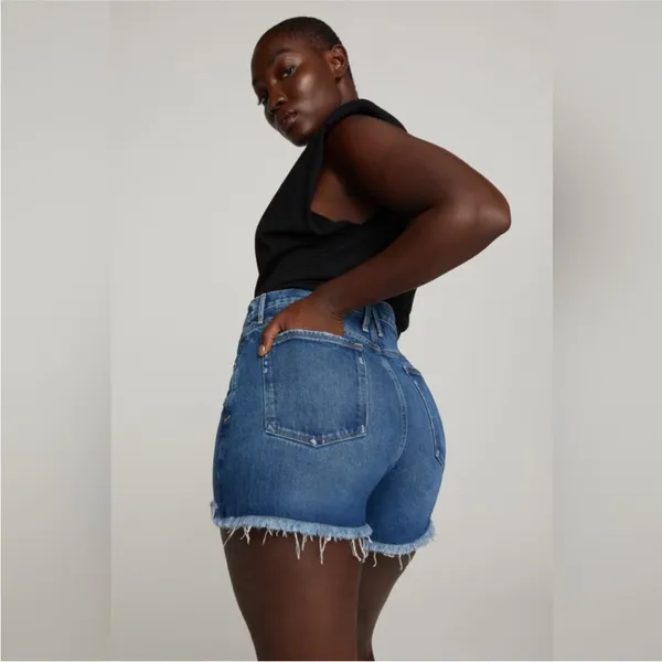 NEW! Good American Good 90’s Cut Off Denim Blue Jean Shorts Size 10 GNIS602T - Image 11