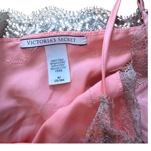 Victoria's Secret Pink Satin Lace Cami Top Slip V Neck Adjustable Straps Size M‎ - Image 3