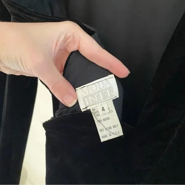 Moda Int’l Vintage 80s Velvet Backless Dress Black Size 4 - Image 10