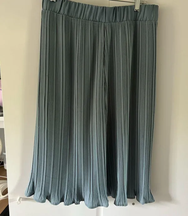Pleione blue-Green midi Pleated Skirt for Work - Image 2