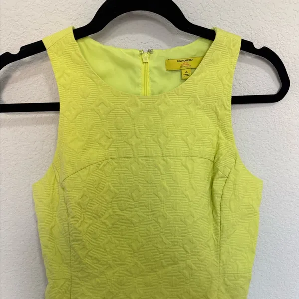Milly Collection x Banana Republic Neon Yellow Sheath Mini Dress Jacquard Size 4 - Image 4