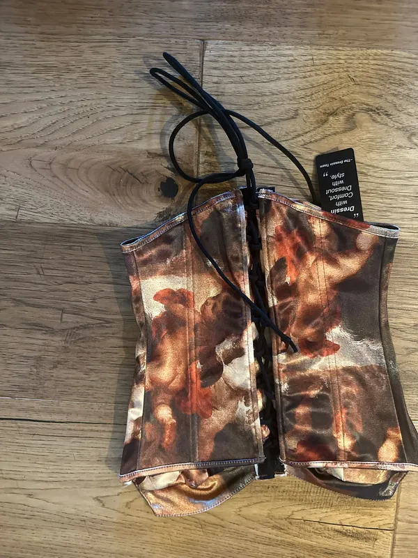 Brand New XS Corset Multiple - Image 3