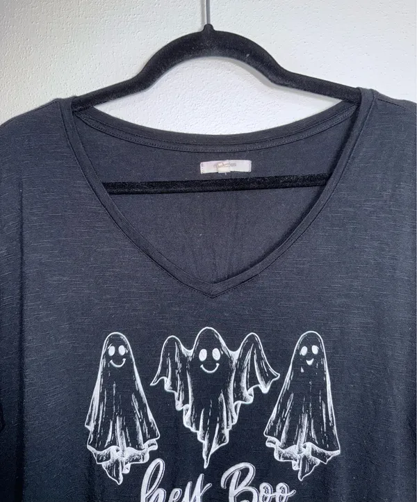 Maurices Hey Boo Halloween Ghost Graphic Tee Black V-neck Short Sleeve - Image 3