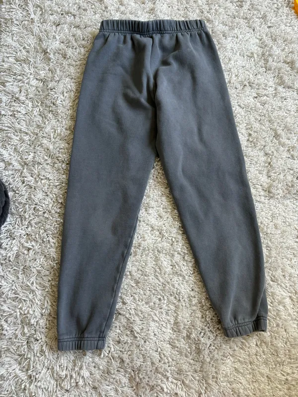 Aritzia TNA sweatpants - Image 2