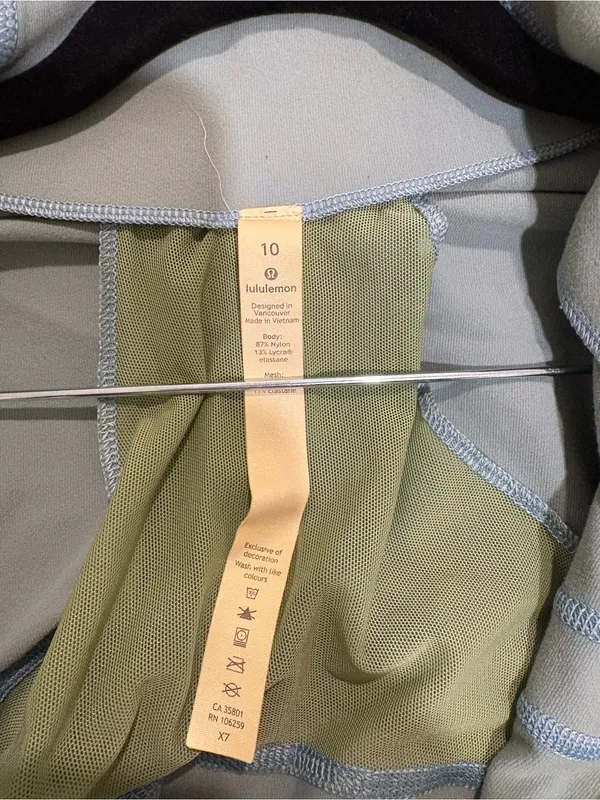Lululemon Define Jacket in Hazy Jade Size 10 - Image 7