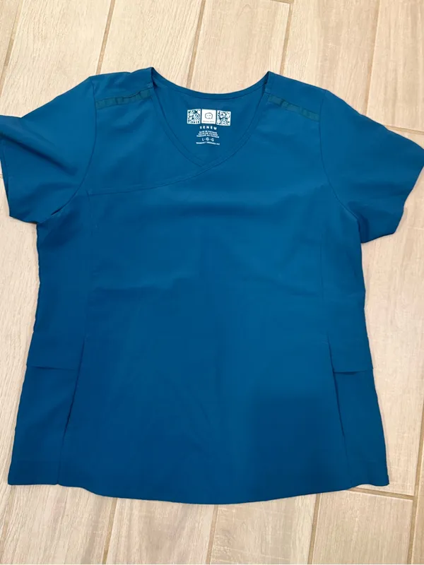 WonderWink Women's V-Neck Scrub Top in Teal Blue - Image 3