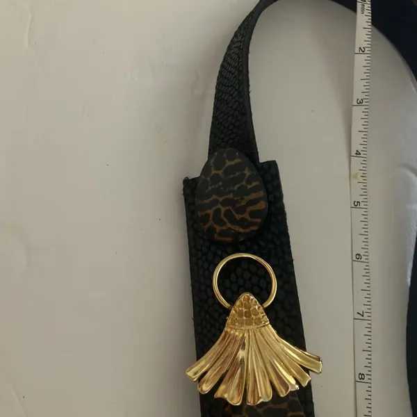 FINAL MARKDOWN Delicate looking ladies belt - Image 5