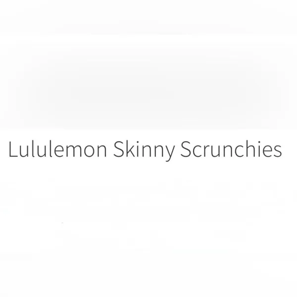 2 Lululemon Skinny Scrunchies Kelly Green and Coral Kiss NWOT - Image 4