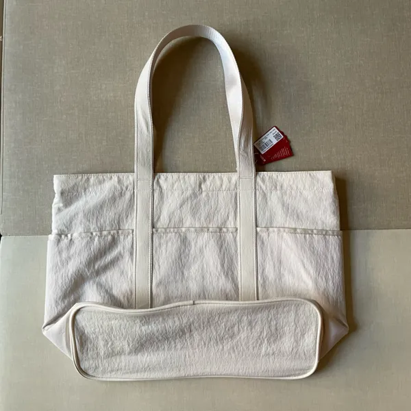 Lululemon Lunar New Year Daily Multi-Pocket Tote Bag 20L - Image 9