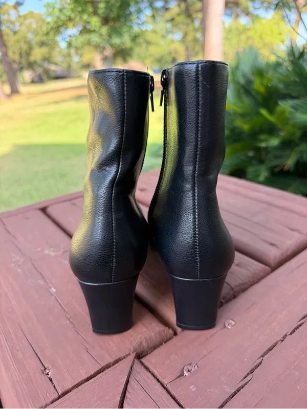 LOFT Black Squared Pointy Toe Kitten Heel Ankle Boots Size 7 MSRP $139 - Image 5