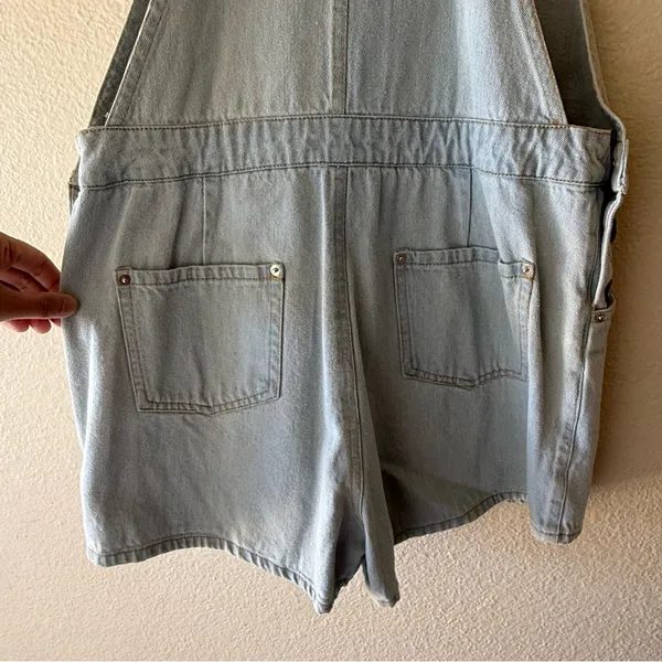 POL Light Wash Denim Short Overalls with Rose Embroidery - Image 10