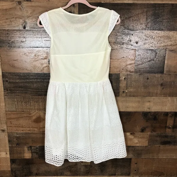 Betsy‎ Johnson dress - Image 4