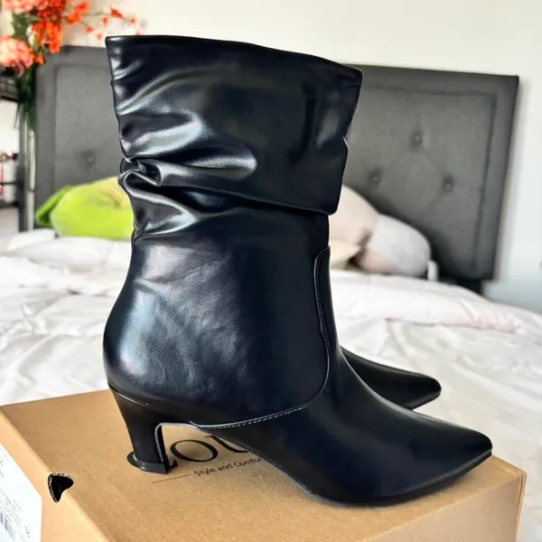 Coutgo Black Leather Ankle Boots Size 6 - Image 2