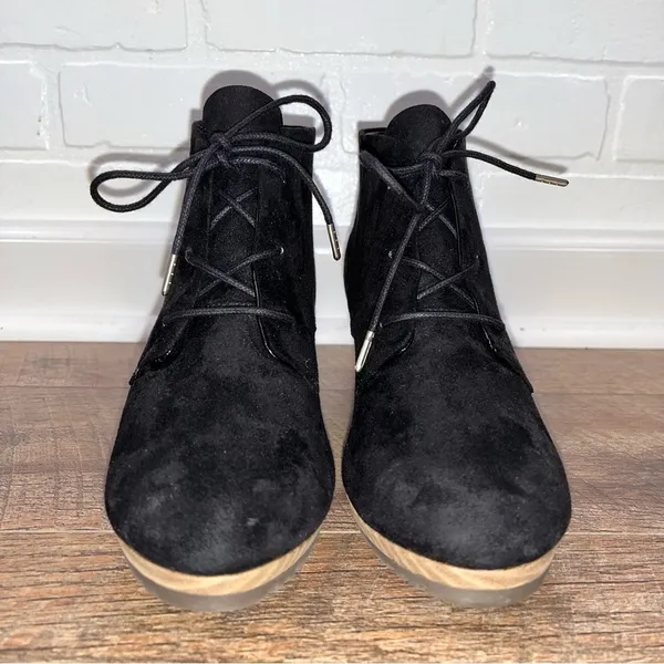 Dr. Scholls Ceelia Black Chukka Wedge Booties - Image 12