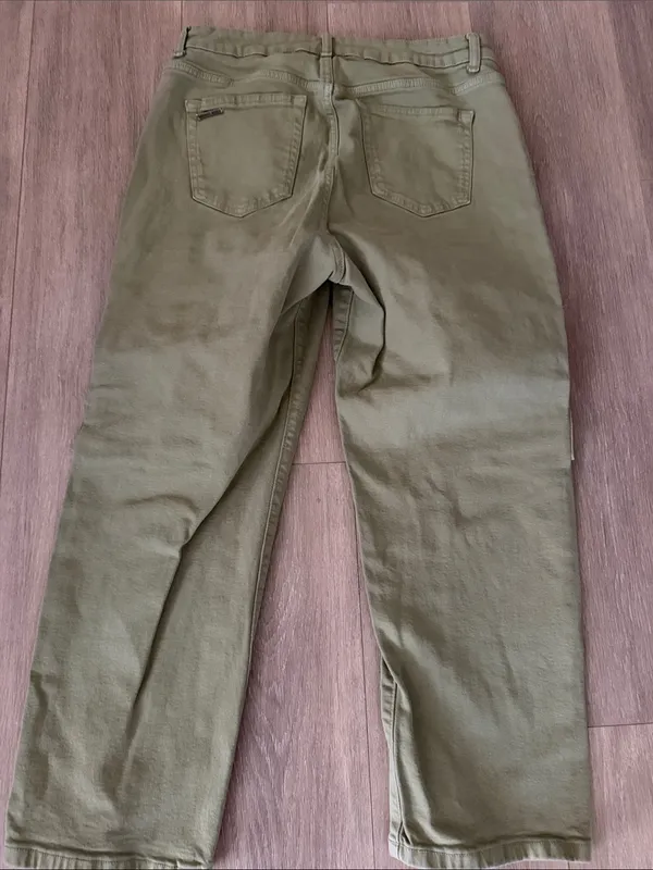 Michael Kors Olive Green Cropped Cargo Pants - Image 4