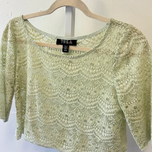 Tela Mint Green Floral Lace Crop Top 3/4 Sleeve Scoop Neck Size Medium - Image 3