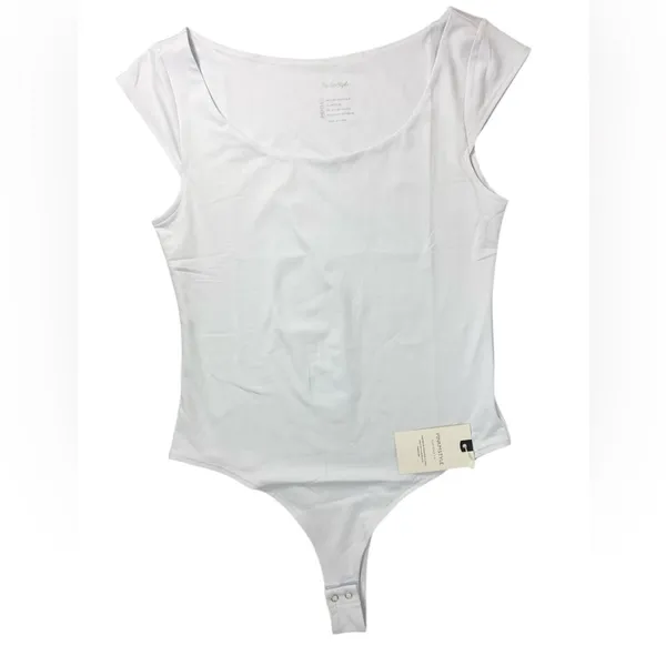 Pinkstyle Clothing Co Women’s L White Cap Sleeve Scoop Neck Smooth Bodysuit - Image 3