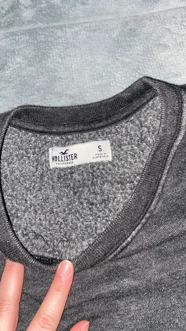 Hollister Sweater Cropped - Image 3