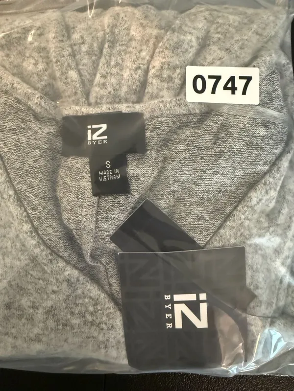 IZ Byer Sweater Size S Grey Knit Front Tie Top - Image 6