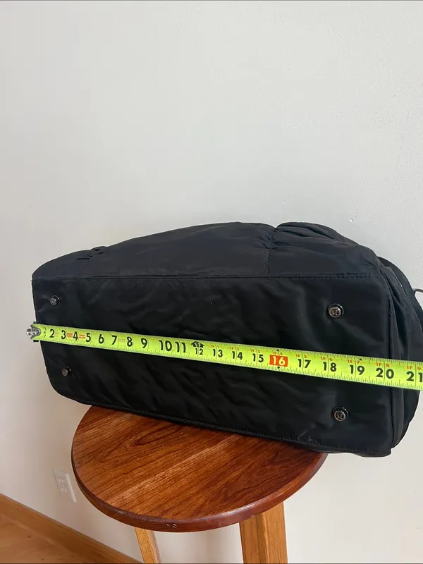 lululemon athletica Yoga Black Ruched Nylon Duffel Crossbody - Image 6