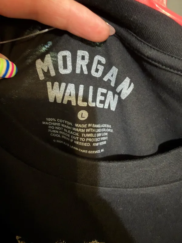 Morgan Wallen Gildan T-Shirt - Image 4