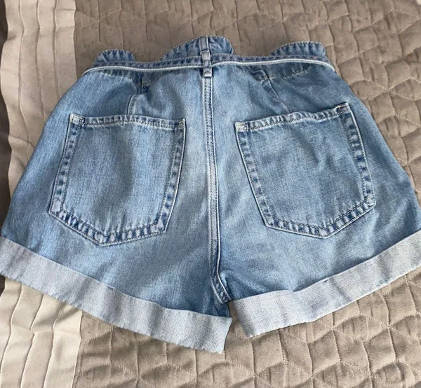 Hollister Denim Shorts - Image 3