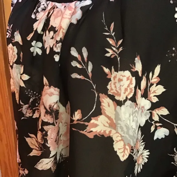 Charming Charlie Black Floral Cold Shoulder Blouse XL Lace Boho Flowy Top - Image 9