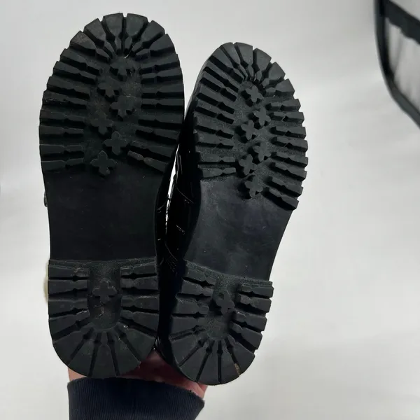 US Polo Assn Madison patent Black & Cream Faux Fur Lined Boots lace up logo 6.5 - Image 8