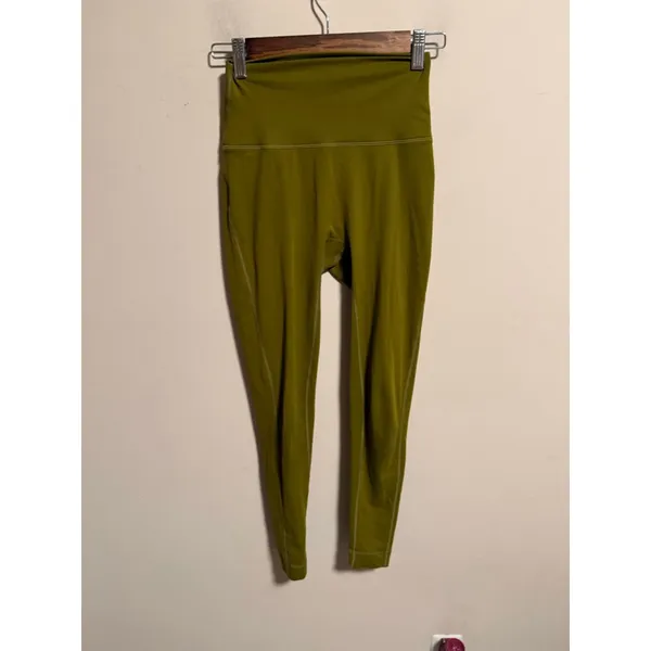 Set Active Olive Soho Green Olive Green Luxform High Rise Legging- Size XS - Image 6