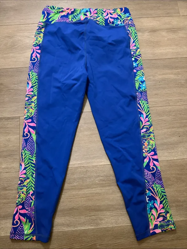 Lilly Pulitzer Royal Blue Leggings with Multicolor Tropical Panels - Image 4