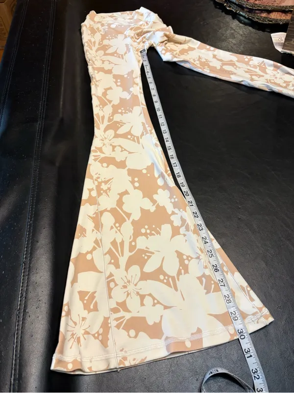 aerie High-Waist Floral Flare Pants in Cream & Tan - Image 10