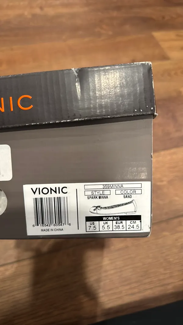 Vionic Flats - Image 4