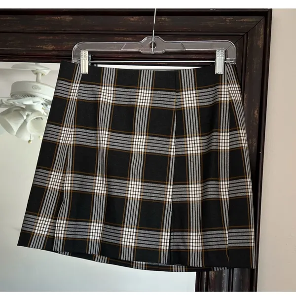Aritzia Sunday Best Mandy Plaid Fall preppy Skirt size 10 - Image 2
