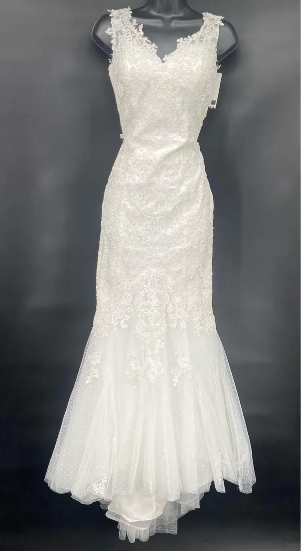 NWT May Queen Couture Size 6 Lace & Polka Dot Tulle Mermaid Wedding / Formal Dress - Image 3