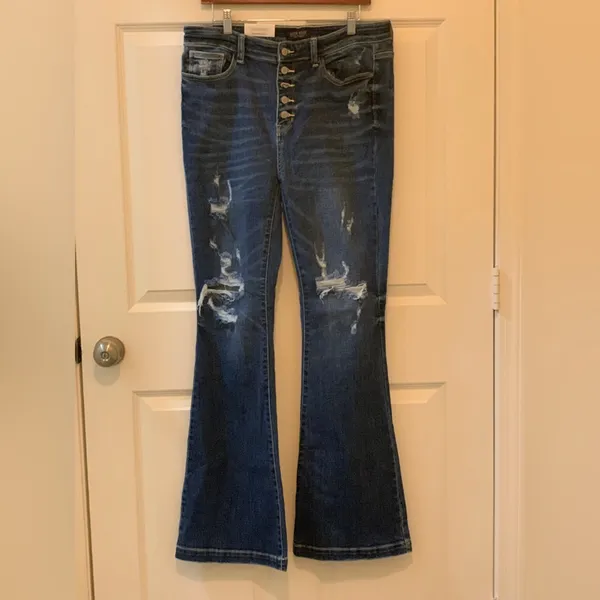 Judy Blue Los Angeles Distressed Trouser Flare Jeans in Blue. Size-15 - Image 3
