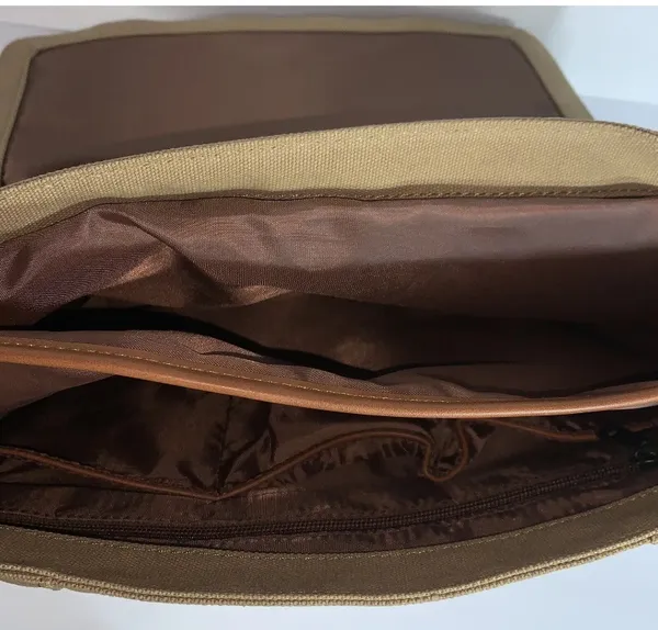 The Danbury Mint Water Resistant Canvas Shoulder Travel Messenger Bag Laptop NEW - Image 5