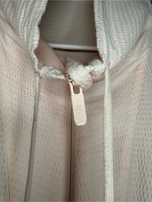 Lululemon Pack Light Pullover *Packable in Pink Mist Women’s Size 8 Activewear - Image 7
