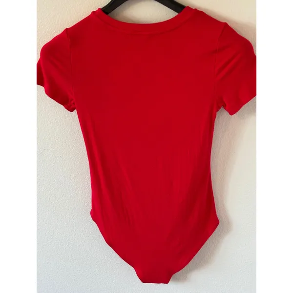 Mangopop Red Short Sleeve‎ Crew Neck Ribbed Bodysuit Small - Image 3