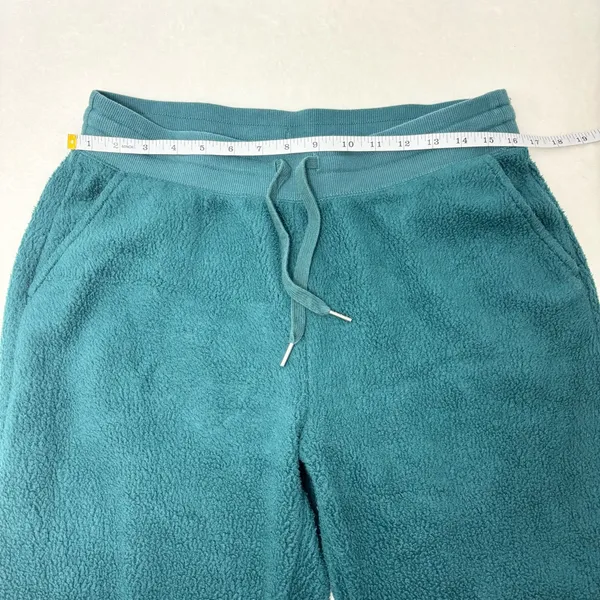 Old Navy Women’s Mid-Rise Vintage Sherpa‎ Sweatpants Teal Size M - Image 5