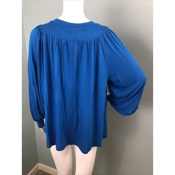NWT Women's Ann Taylor V-Yoke Shirred Blouse Top in Blue Sz Medium - Image 8