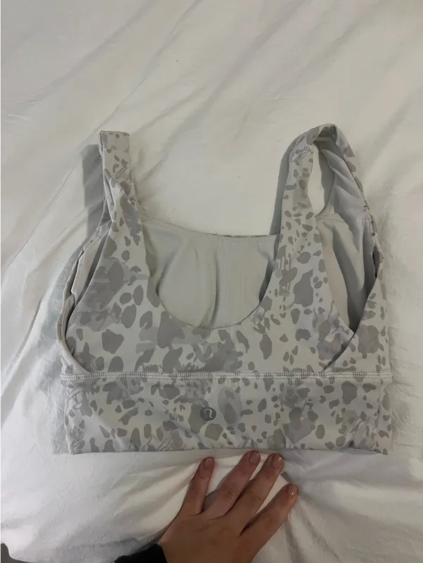 Lululemon sports bra - Image 4