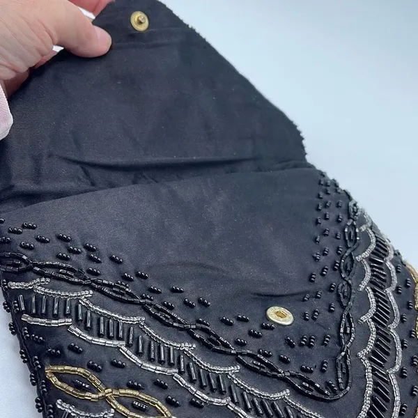 Vintage Y2K satin beaded black clutch. Snap front - Image 6