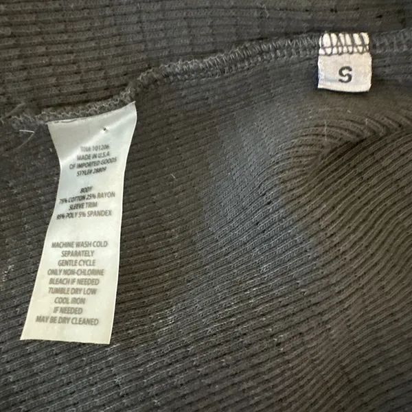 Soft Surroundings Tao Thermal Tunic Top Size‎ S Washed Black Button Pattern Cuff - Image 8