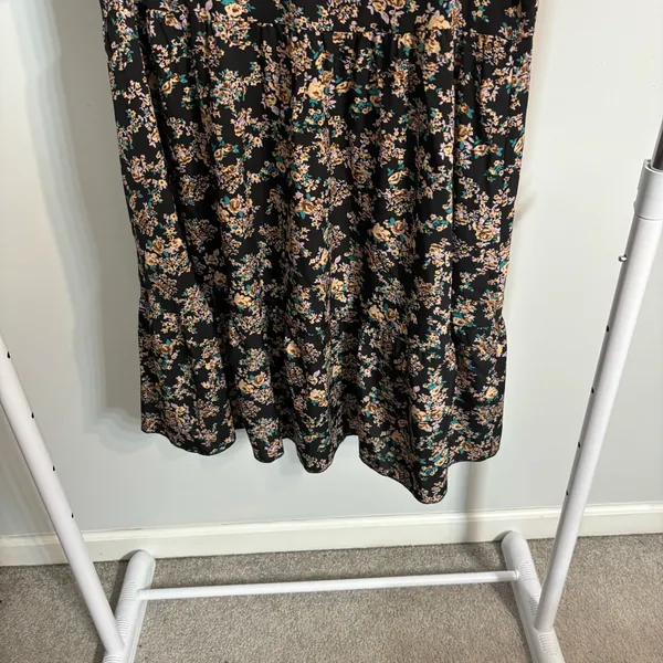 SHEIN Black Floral Tiered Ruffled V-Neck Collar Mini Dress - Image 7