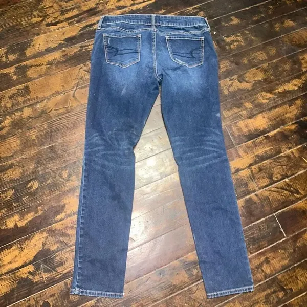 American Eagle distressed12 holey stretchy skinny jeans - Image 4