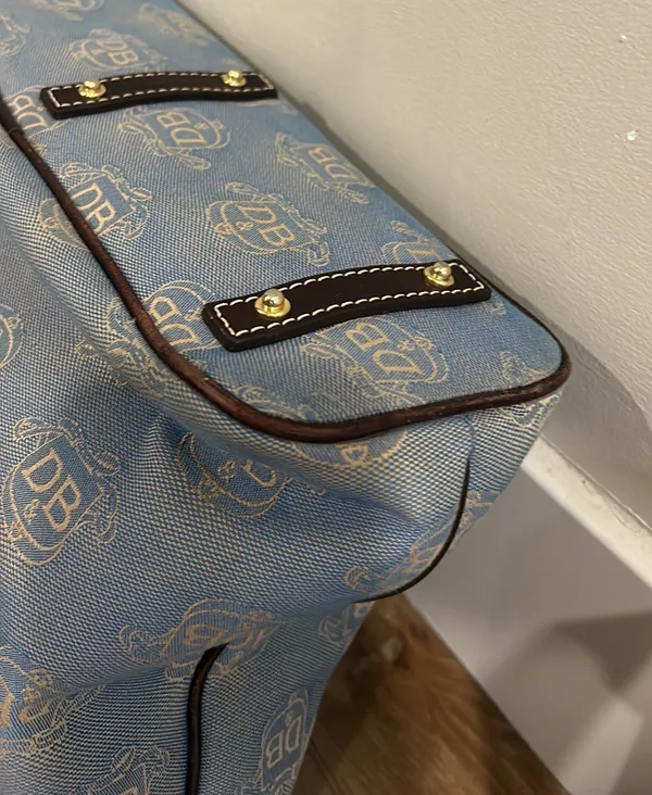 Dooney & Bourke Vintage Handbag - Image 12