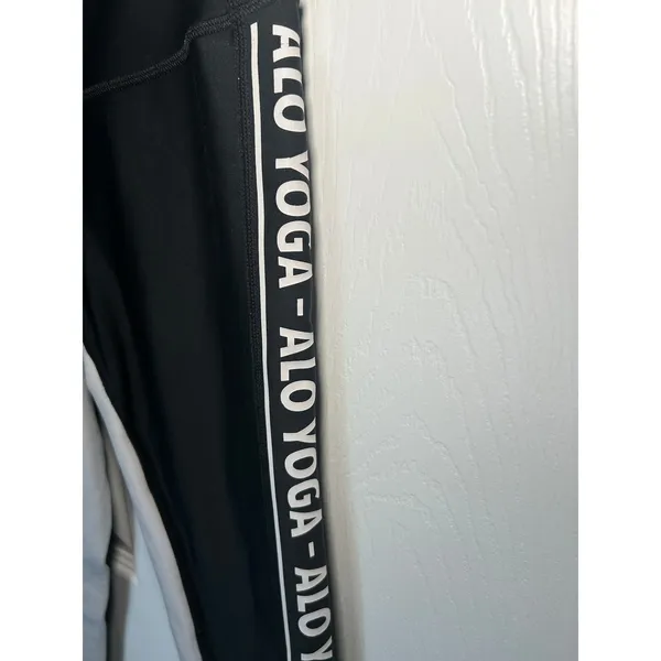 Alo Yoga Leggings High Waist Logo Side Stripe Small Black Mesh Colorblock Active - Image 2
