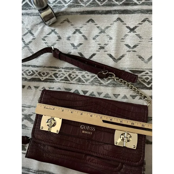 GUESS Handbag Shoulder Bag Y2K Purse Plum Alligator Skin‎ Style Silver Chain - Image 13