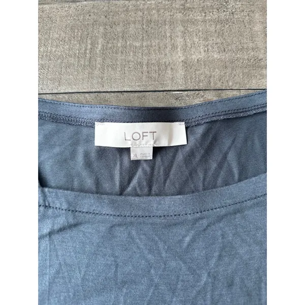 Loft Women's Gray 1/4 sleeve‎ Blouse Size XL - Image 2