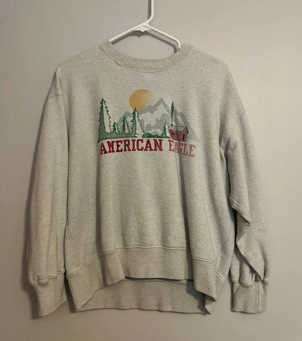 American Eagle Outfitters Crewneck - Image 2